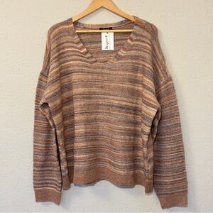 NWT Women’s Charlie B V-Neck Sweater Size XXL